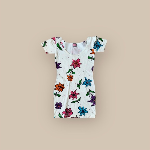 Vintage WWRA bodycon Floral Print mini Dress with Short Sleeves - Picture 1 of 6